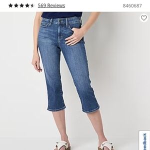 St. John's Bay Blue Cropped Jeans